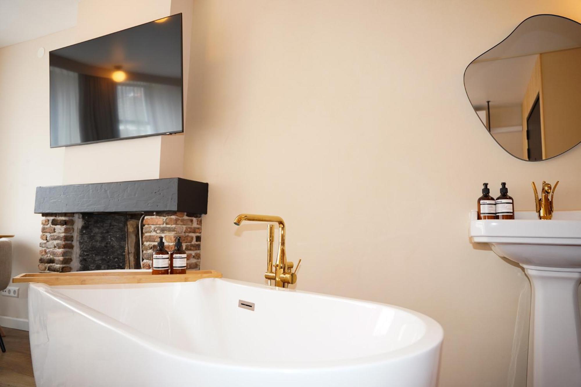 Boutique Hotel Johannes Делфт Экстерьер фото