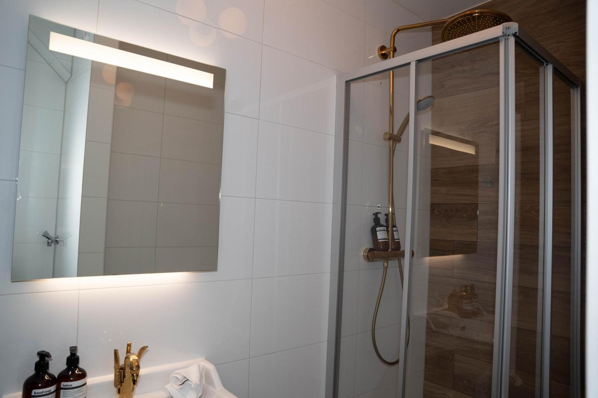 Boutique Hotel Johannes Делфт Экстерьер фото